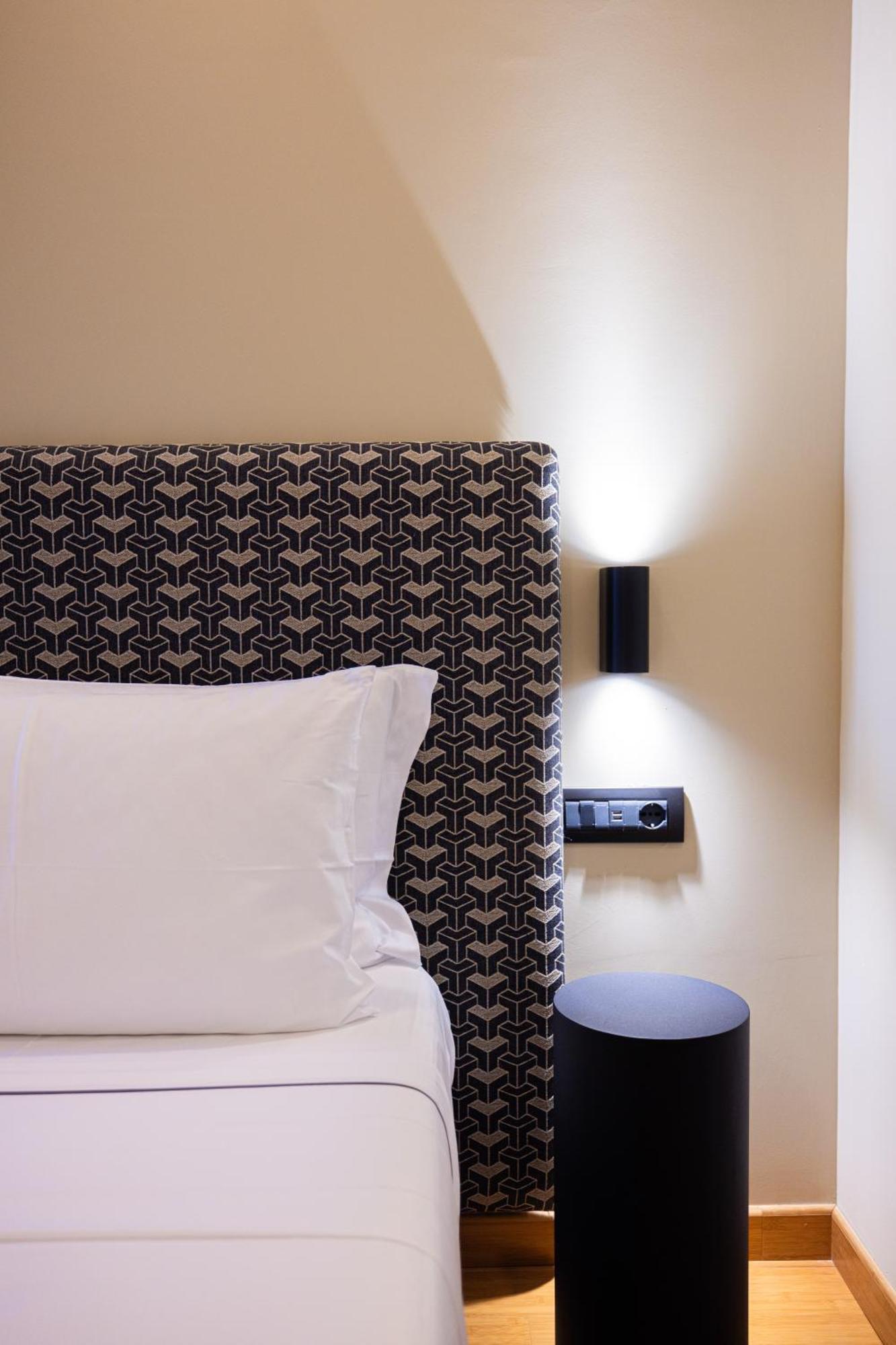 Green Boutique Hotel Вльора Екстер'єр фото
